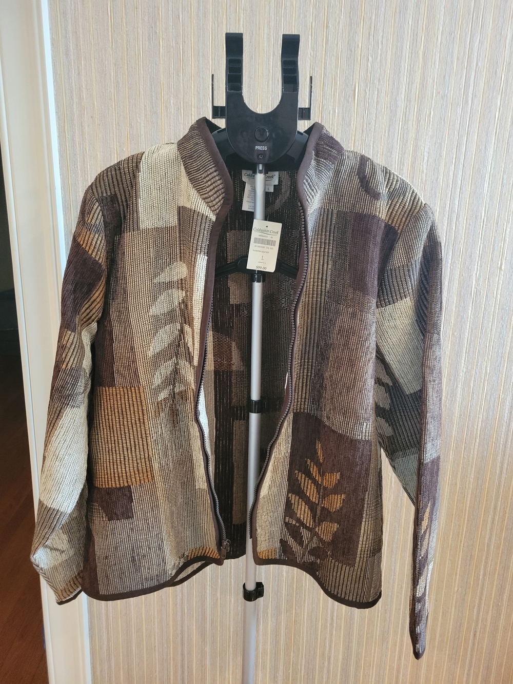 Coldwater Creek Neutral Toned Zip-Front Tapestry Leaf Pattern Cardigan NWT Large